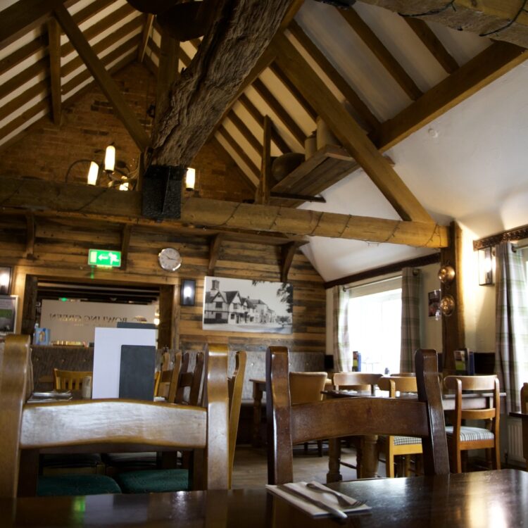 The Bowling Green Is the Heart Of Country Pubs Near Leamington Spa – Here’s Why